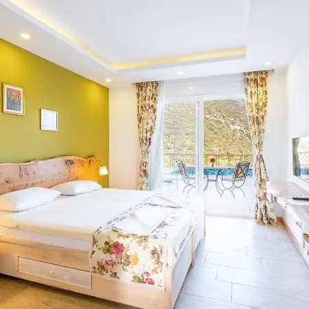 Garden House Aparthotel